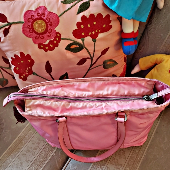 Authentic Prada Nylon medium size zip tote bag - Picture 6 of 6